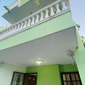https://casa-delia-rosa-hostal.santamartahotels.net